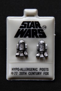 Vintage Star Wars stud earrings - R2-D2