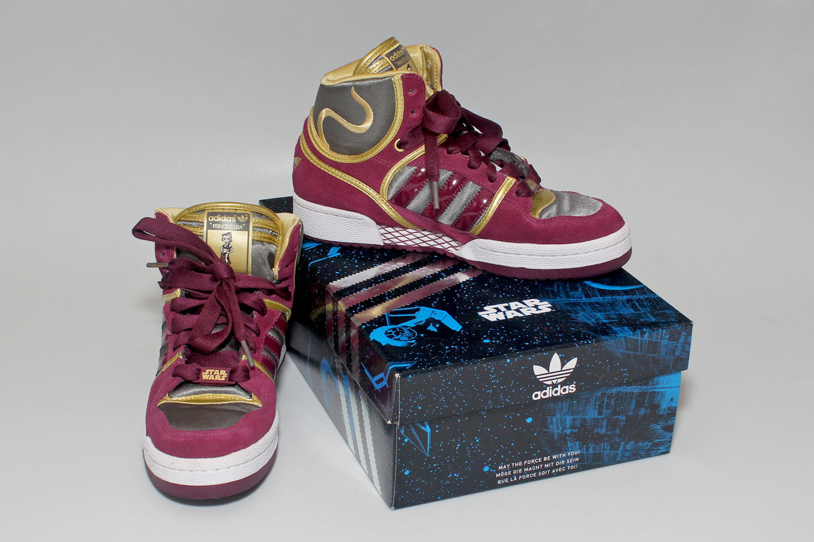 Women's Adidas x Star Wars Princess Leia sneakers