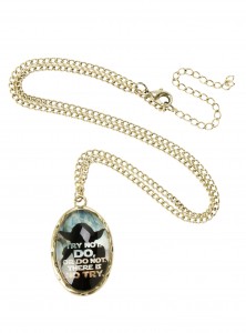 Hot Topic - Yoda cameo necklace