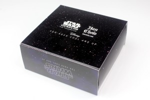 Han Cholo - Vader Saber cuff outer box packaging (back)