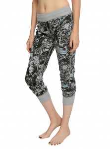 Hot Topic - women's reversible pyjama pants (inner)