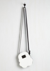 Modcloth - Stormtrooper crossbody bag by Loungefly
