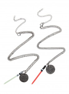 New necklace set at Hot Topic