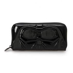 Loungefly - Darth Vader patent wallet (front)