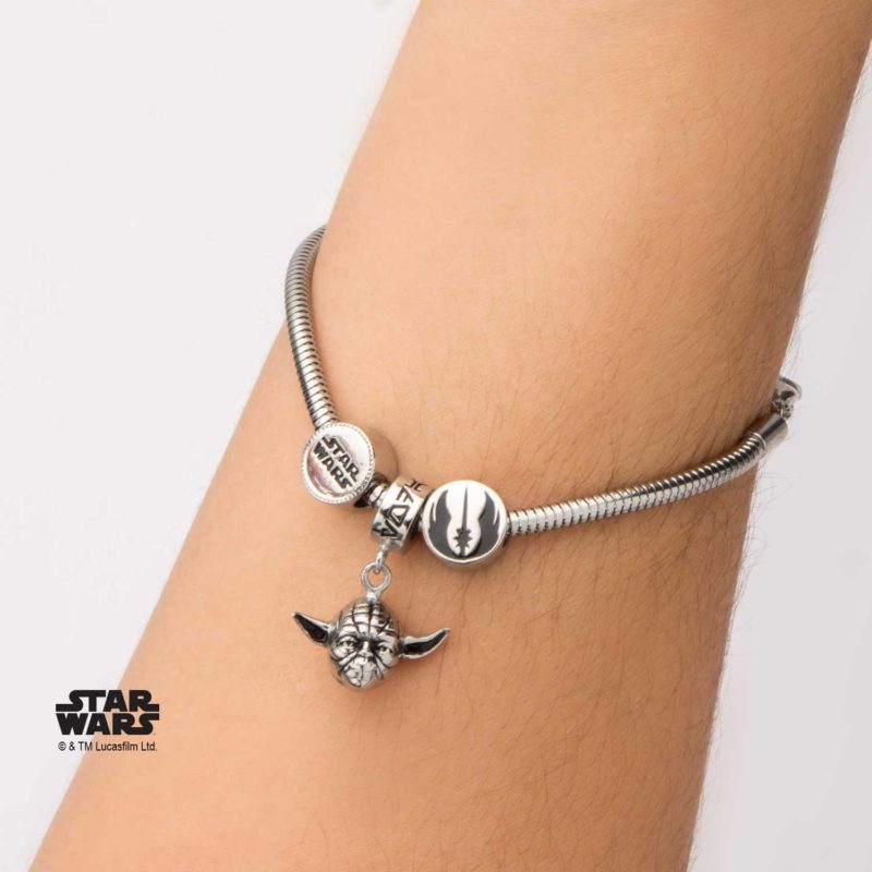 Body Vibe - Stainless steel Yoda charm bracelet
