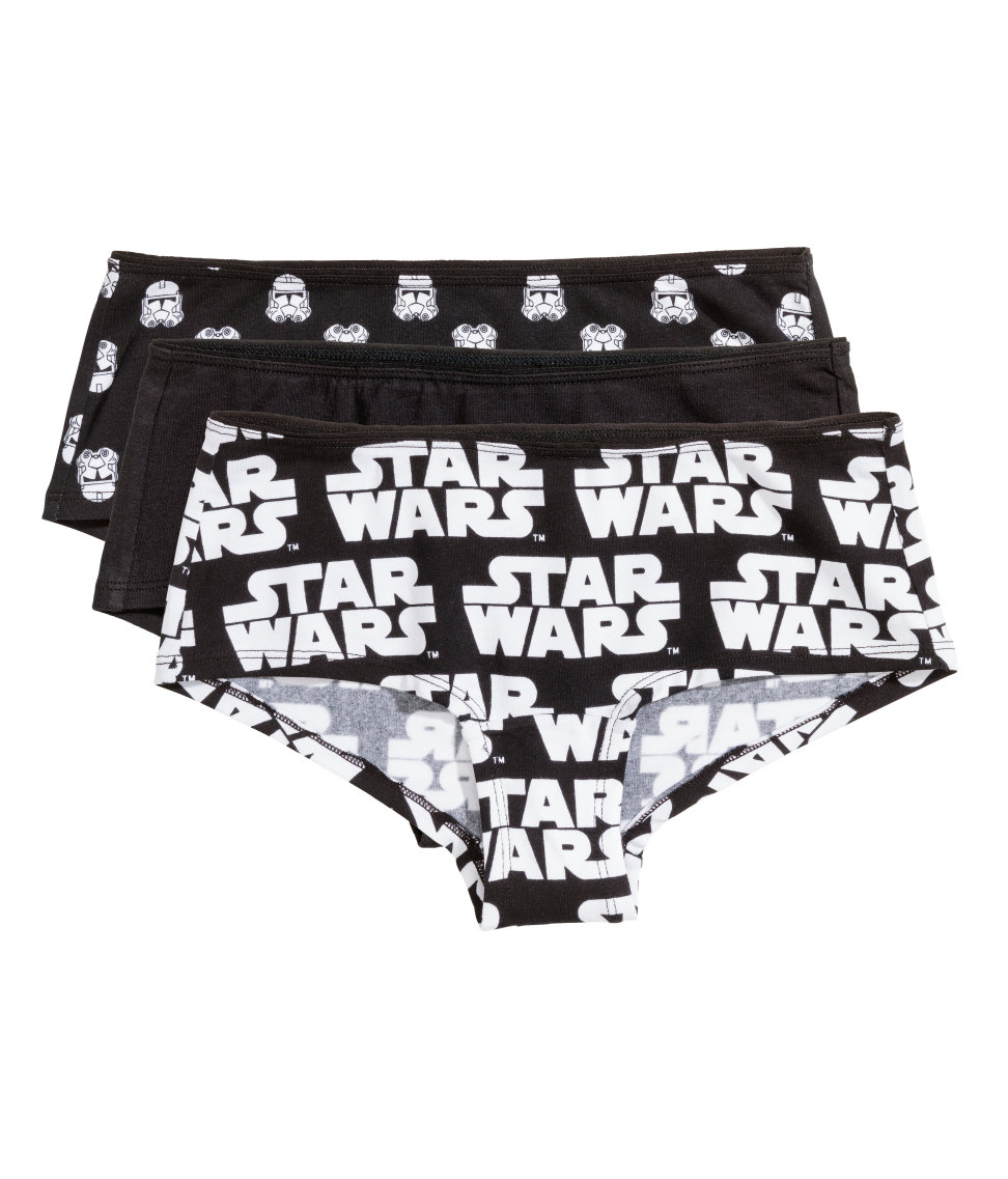 Women’s Star Wars underwear set at H&M