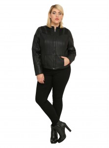 Hot Topic - women's plus size Darth Vader jacket by Her Universe (front)