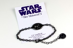 Her Universe - Darth Vader pendant bracelet by The Sparkle Factory