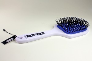 R2-D2 hair brush by Loungefly