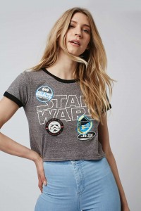 Topshop - Women's Star Wars badges crop tee (front)