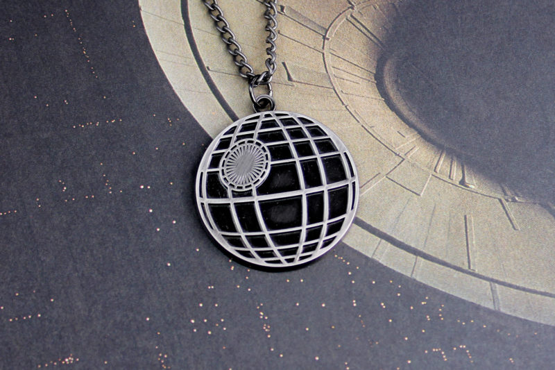 Bioworld x Star Wars Death Star necklace