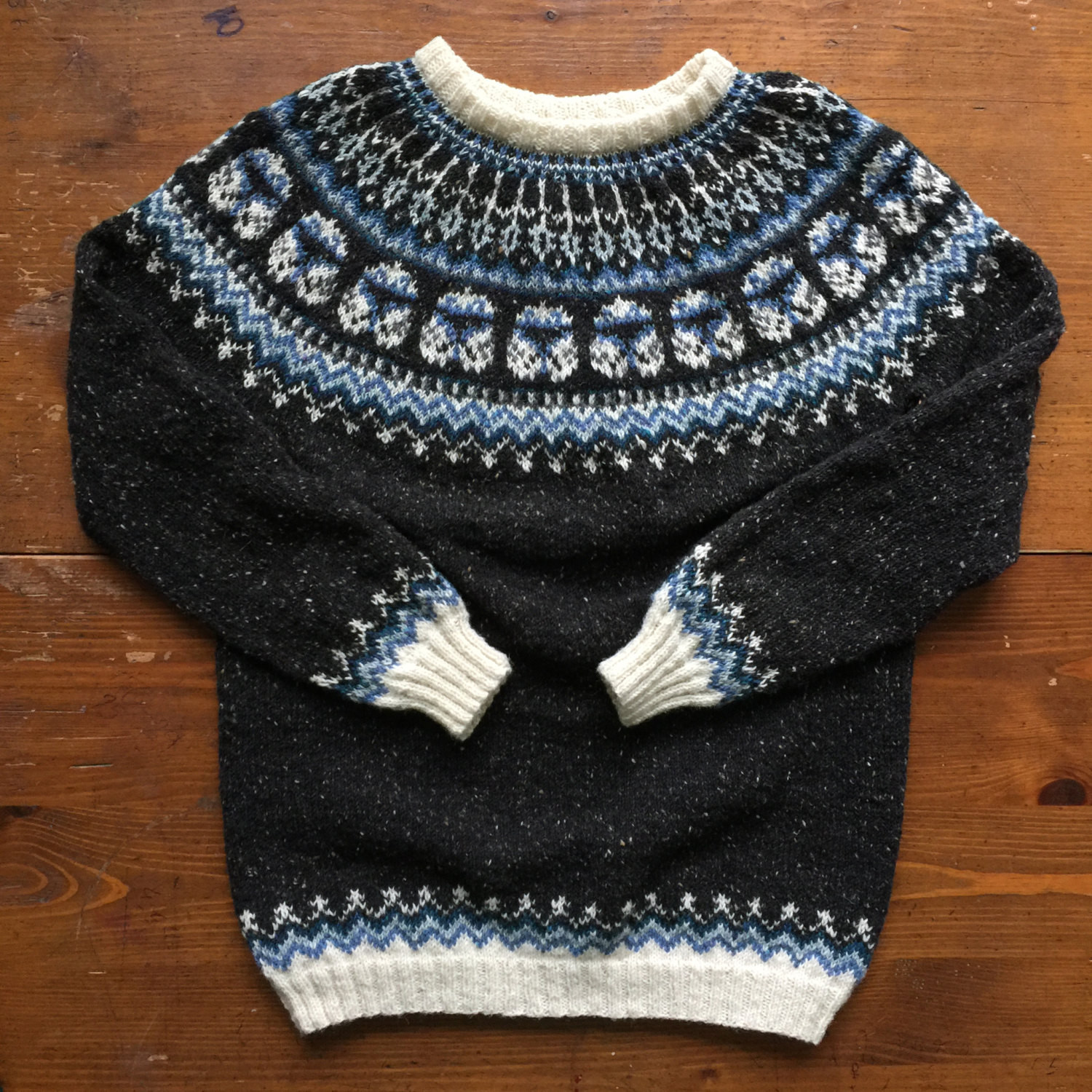 Star Wars sweaters by Natela Datura Design - The Kessel Runway
