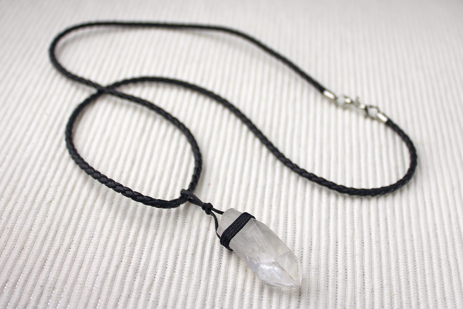 DIY – Rogue One Kyber crystal necklace