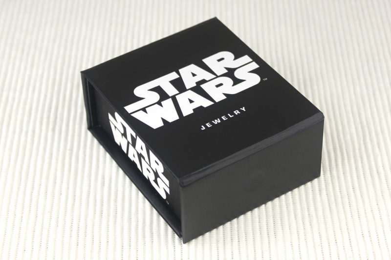 Body Vibe x Star Wars Rey cameo necklace