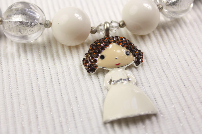 Star Wars Princess Leia chunky beaded necklace by Etsy seller Little Black Bow
