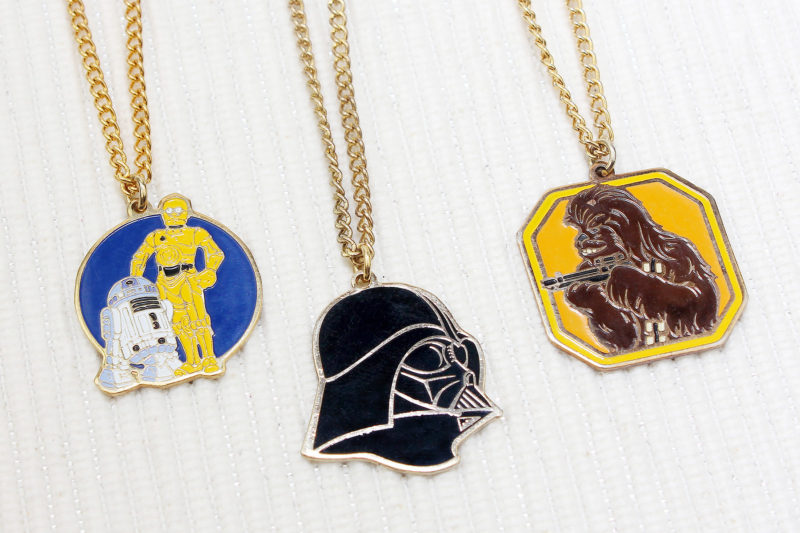 Wallace Berrie Star Wars Necklace (1980)