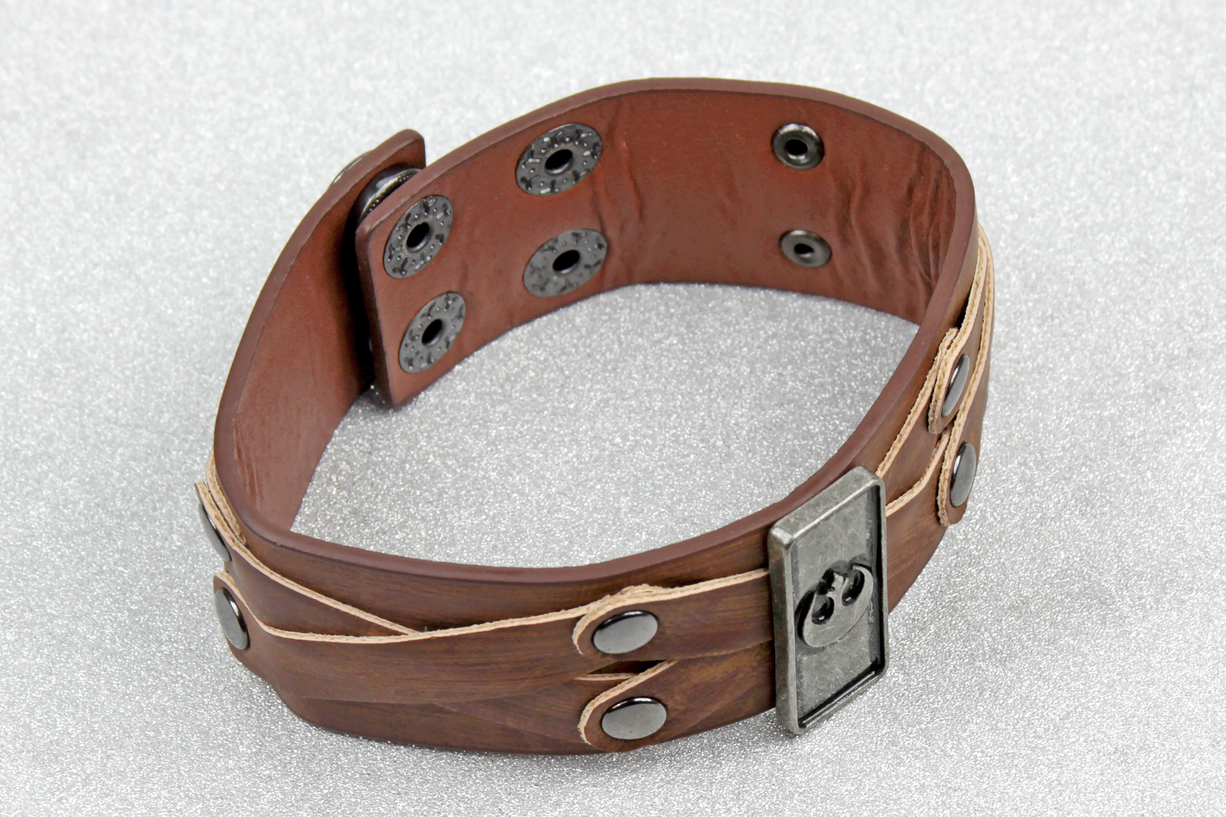 Bioworld x Star Wars The Last Jedi Rebel Symbol faux leather cuff bracelet