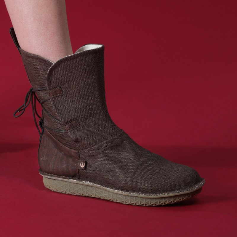Women's Po-Zu x Star Wars Rey brown linen boots
