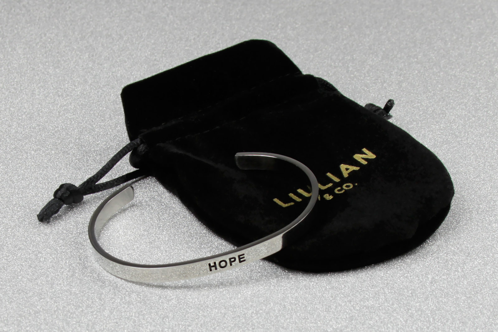 Review – Lillian & Co Princess Leia Hope Bracelet