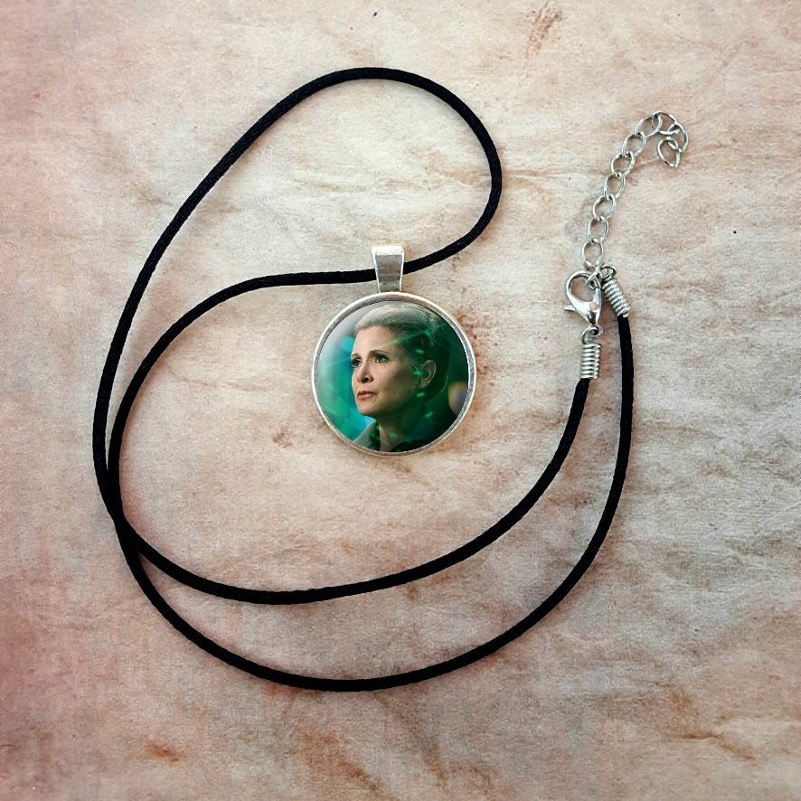 Star Wars General Leia Necklace by SoulMommy on Etsy