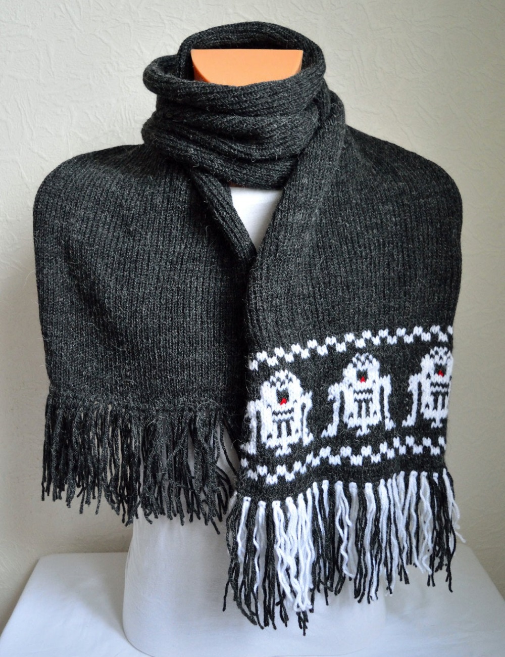Star Wars Knitted Scarves by VidaKnitWorks on Etsy