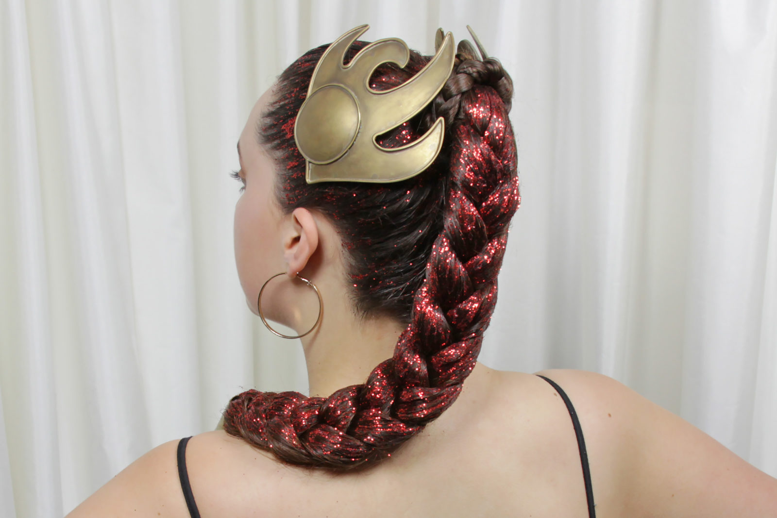 Glitter For Carrie - Star Wars Princess Leia inspired hairstyle with red glitter