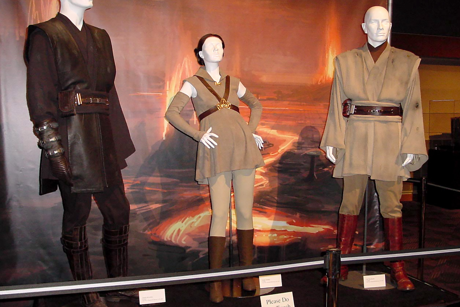 Celebration 3 - Lucasfilm Archive Costumes